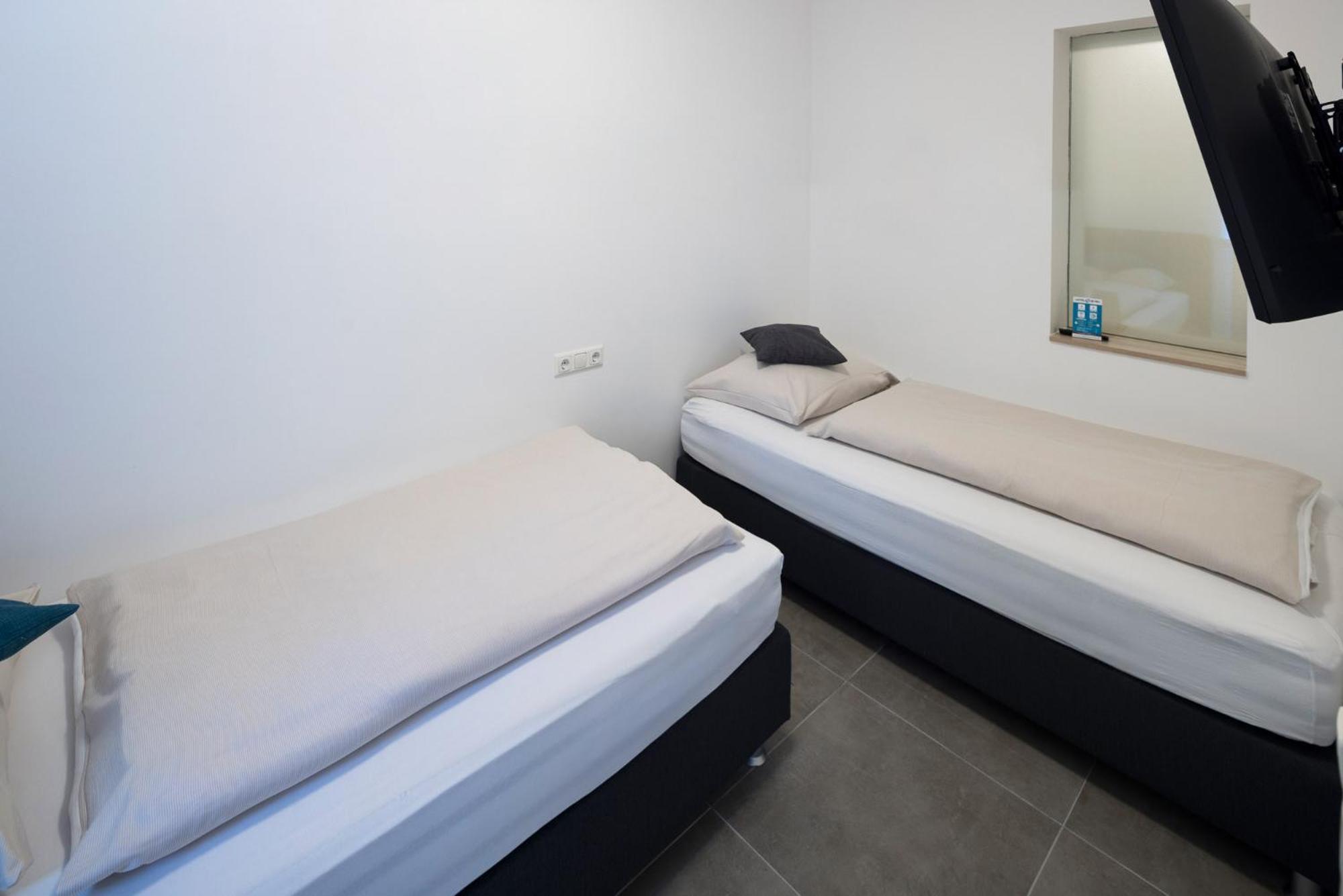 Motel24Seven 穆尔河畔布鲁克 外观 照片