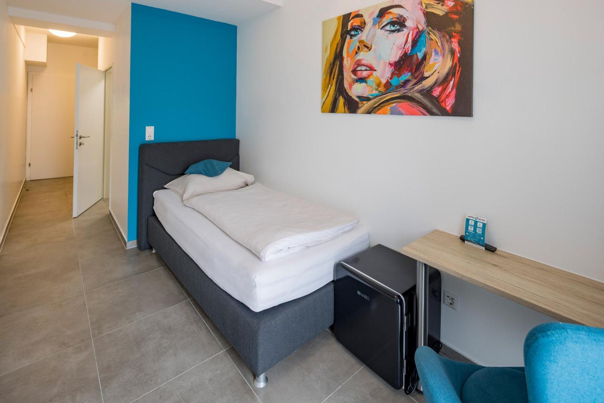 Motel24Seven 穆尔河畔布鲁克 外观 照片