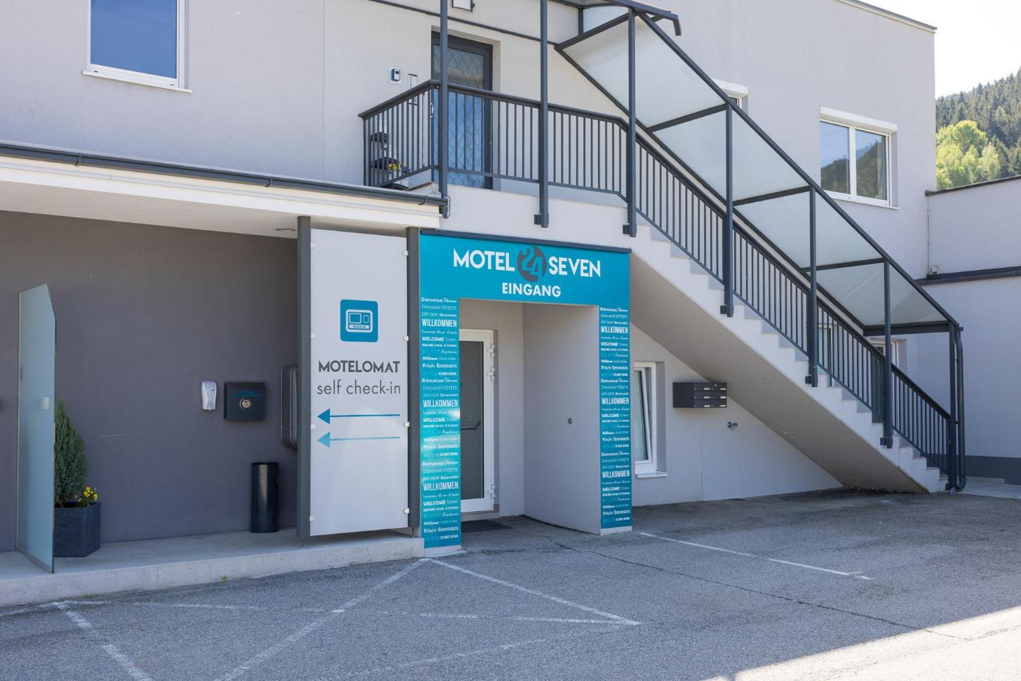 Motel24Seven 穆尔河畔布鲁克 外观 照片