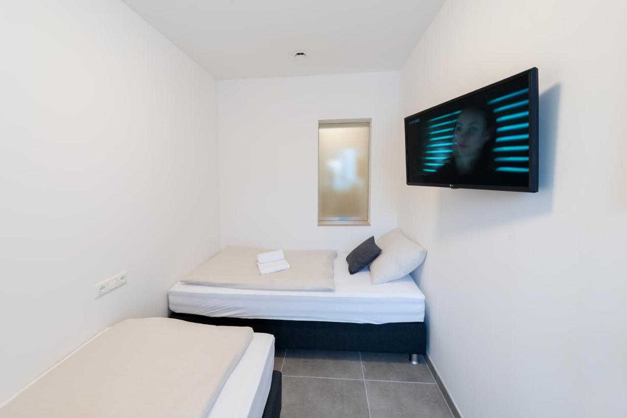 Motel24Seven 穆尔河畔布鲁克 外观 照片